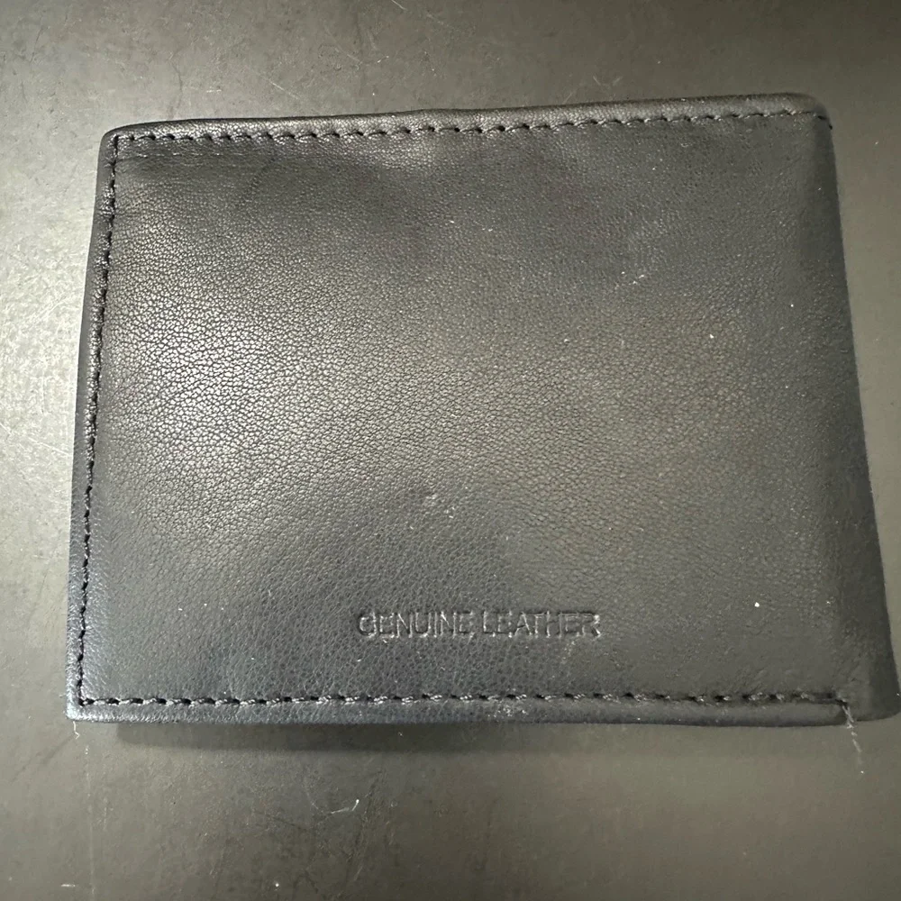 🆕True Religion Bifold Leather Wallet